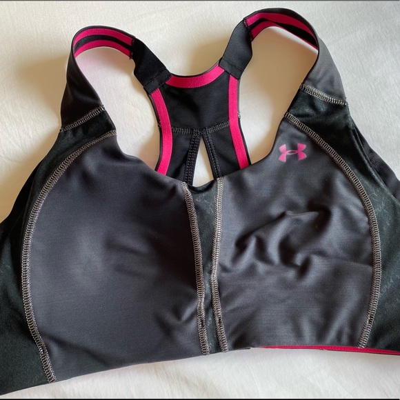 Underarmour sports bra - Picture 1 of 3